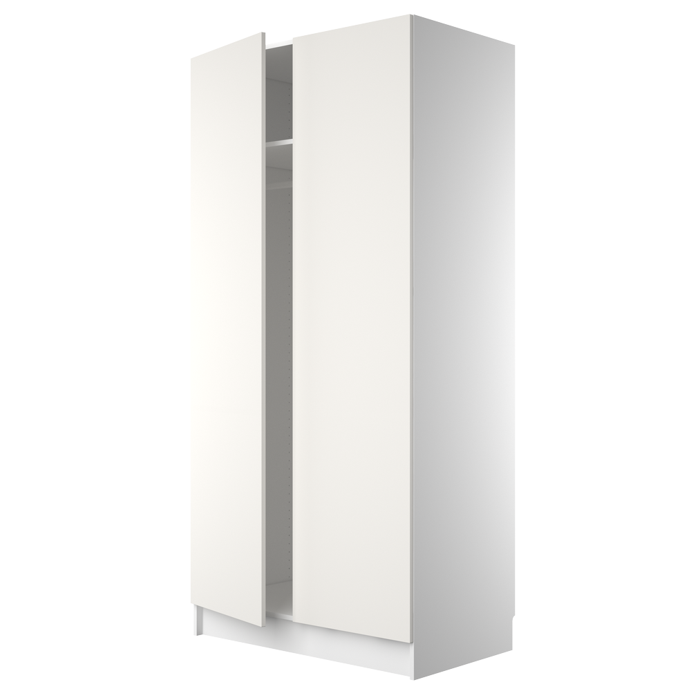 Garderob med sockel, klädstång och praktisk indelning